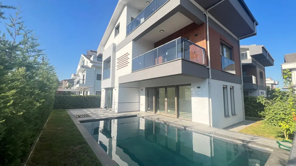 Babatasi home